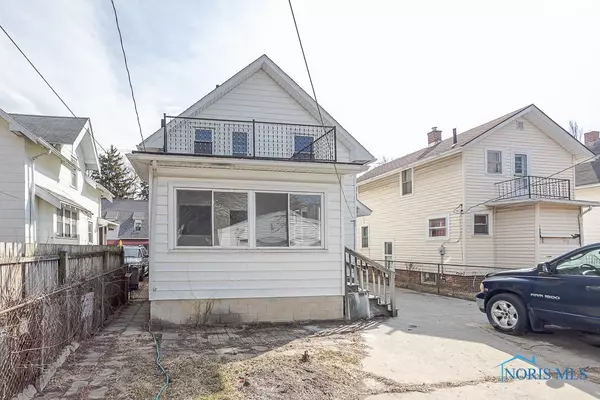 4207 Fairview DR, Toledo, OH 43612