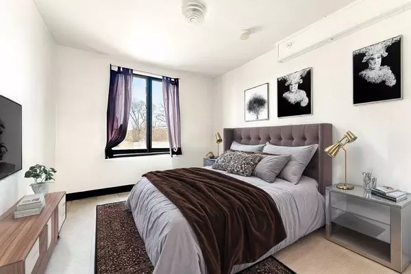 13651 S Crawford AVE, Crestwood, IL 60418