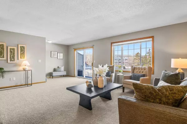 2549 Cobble Hill CT #H, Woodbury, MN 55125