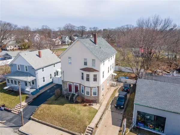 835 Smithfield AVE, Lincoln, RI 02865