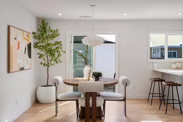 3448 Bay RD, Redwood City, CA 94063