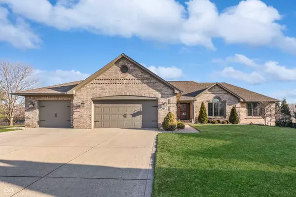 397 Linden Ridge TRL, Greenwood, IN 46142