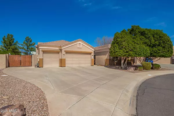 3562 E HARVARD Court, Gilbert, AZ 85234