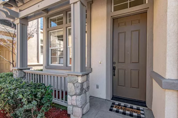 2749 Foxglove Ct, Pleasanton, CA 94588