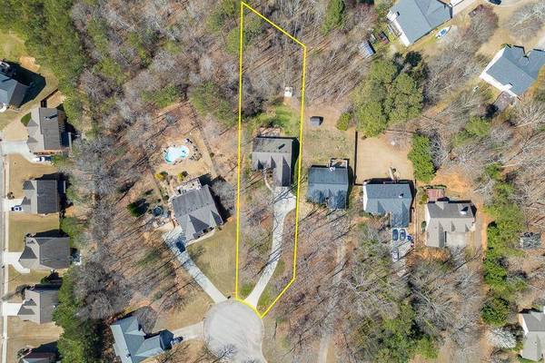 6238 Huckleberry RDG, Flowery Branch, GA 30542