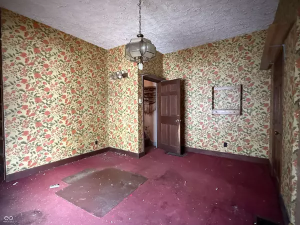 229 E Morris ST, Indianapolis, IN 46225