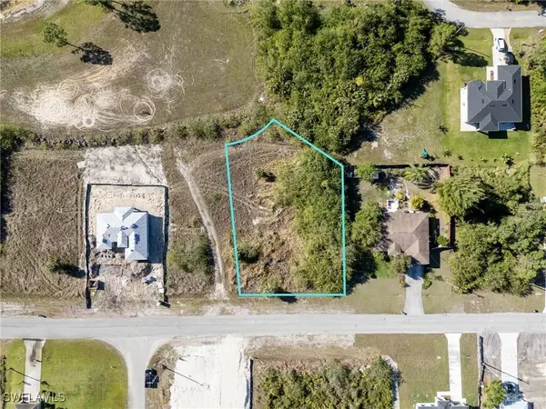 941 Grant BLVD, Lehigh Acres, FL 33974