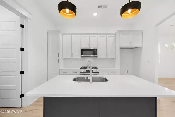 219 Clay ST, Jackson, TN 38301