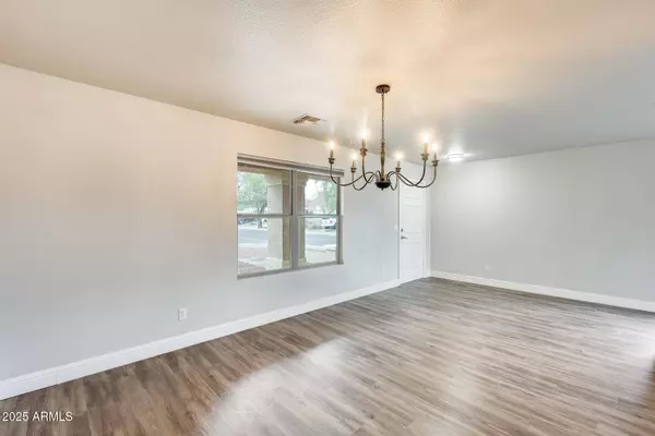 3115 W MOLLY Lane, Phoenix, AZ 85083