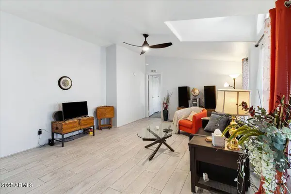 6960 W PEORIA Avenue #29B, Peoria, AZ 85345
