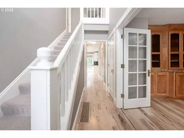 18187 S MATTHEW CT, Oregon City, OR 97045