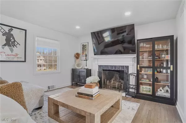 267 W Main ST, Canfield, OH 44406