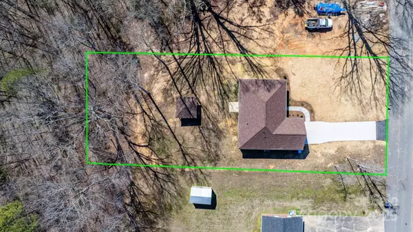 105 4th ST SE, Catawba, NC 28609