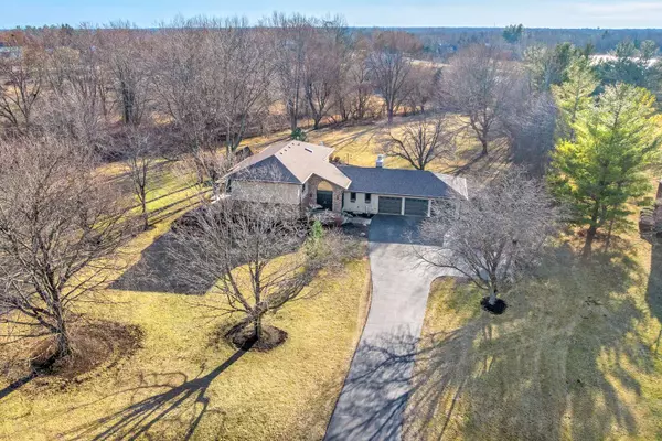 19441 W Tahoe Drive, Mundelein, IL 60060