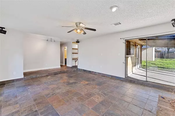 621 Aspen Drive, Denton, TX 76209