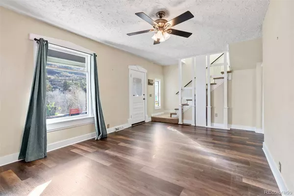 108 Capitol Hill AVE, Manitou Springs, CO 80829