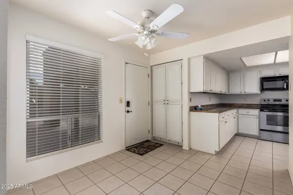 26438 S PINEWOOD Drive, Sun Lakes, AZ 85248