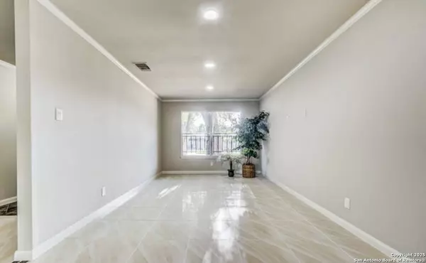 2207 Orange Blossom, San Antonio, TX 78247