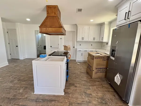 8101 Sulphur Springs, Pine Bluff, AR 71603