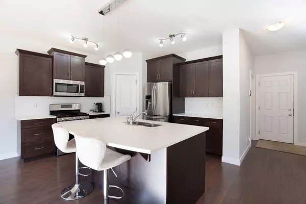 1729 Baywater DR SW, Airdrie, AB T4B 0T3