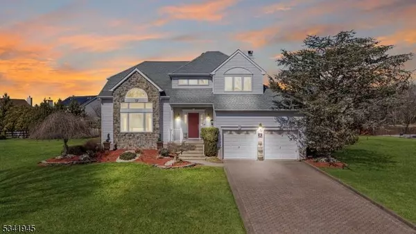 6 More Rd, Hillsborough Twp., NJ 08844