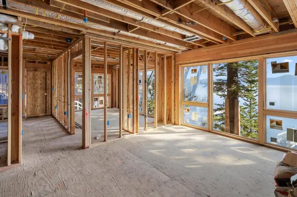 3870 N Lake BLVD, Carnelian Bay, CA 96140