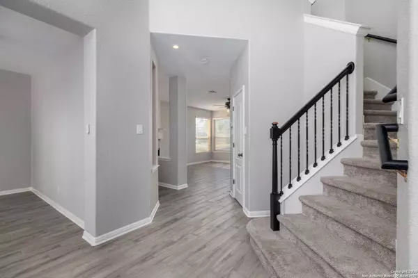 22407 Sierra Blanca, San Antonio, TX 78259-2642