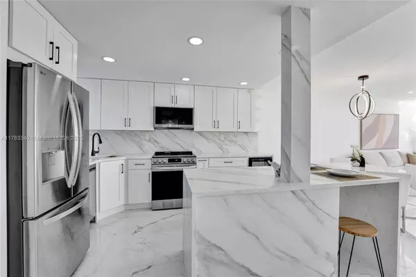 8900 Washington Blvd #506A, Pembroke Pines, FL 33025