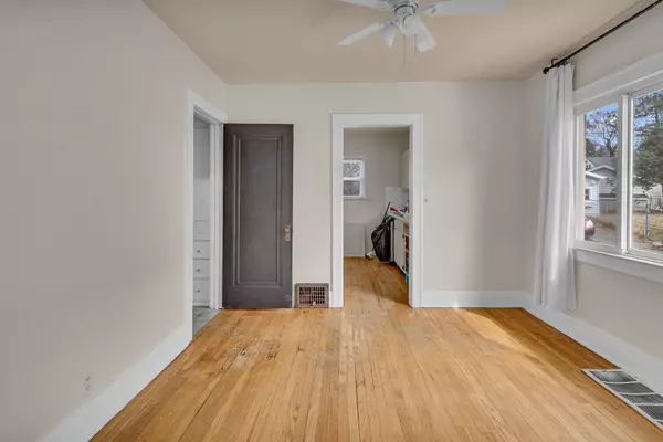 834 Frank Street, Flint, MI 48504