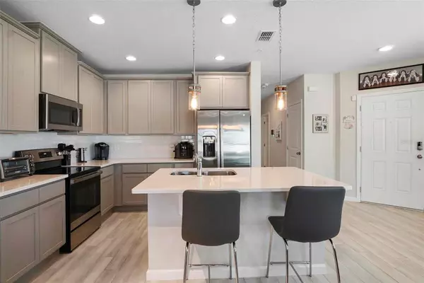 206 BEAUTYBERRY LN, Sanford, FL 32771