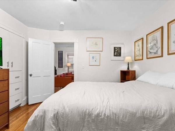 30 Carver Street, Cambridge, MA 02138