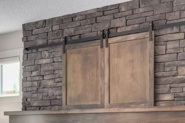 153 Auburn Shores LNDG SE, Calgary, AB T3M 1T5