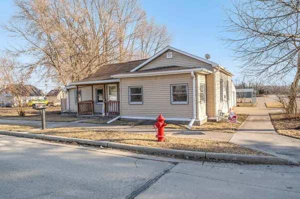 162 E UNION ST, Berlin, WI 54923