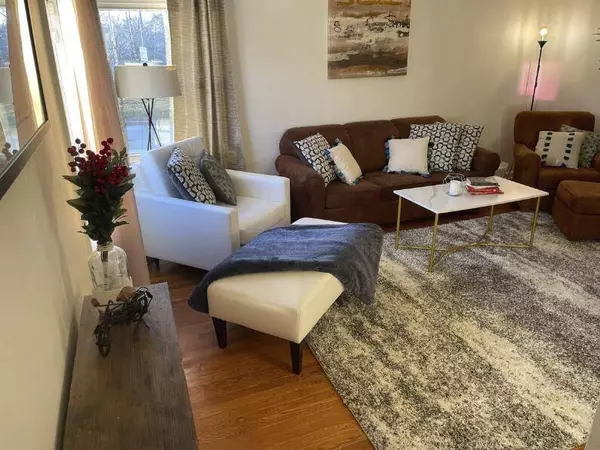 236 W Howard Ave, Milwaukee, WI 53207