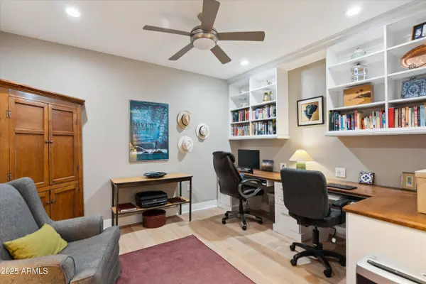 4805 N WOODMERE FAIRWAY -- #2006, Scottsdale, AZ 85251