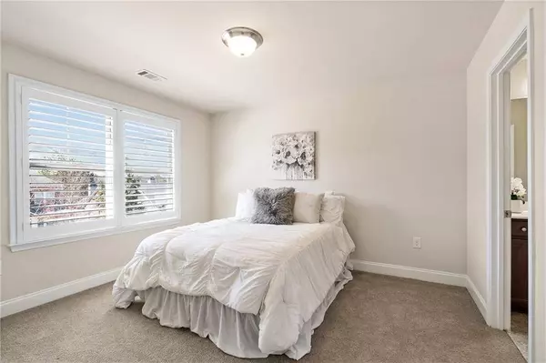 2820 Garonne WAY, Cumming, GA 30041