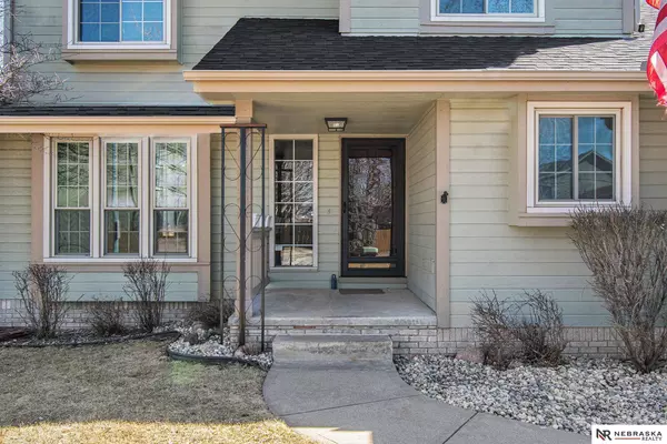 309 Fall Creek Road, Papillion, NE 68133