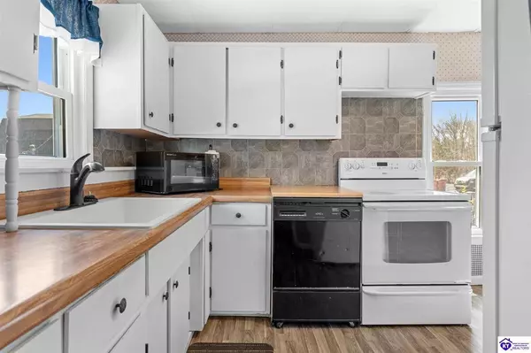 448 James Duvall Lane, Cecilia, KY 42724