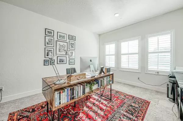 195 Timberline WAY, Madera, CA 93636