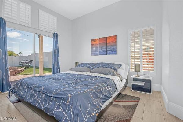 35 Spur Cross Circle, Henderson, NV 89012