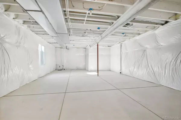 21185 E 62nd AVE, Aurora, CO 80019