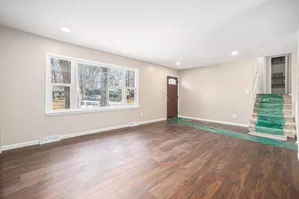 2366 Saturn ST, Portage, IN 46368