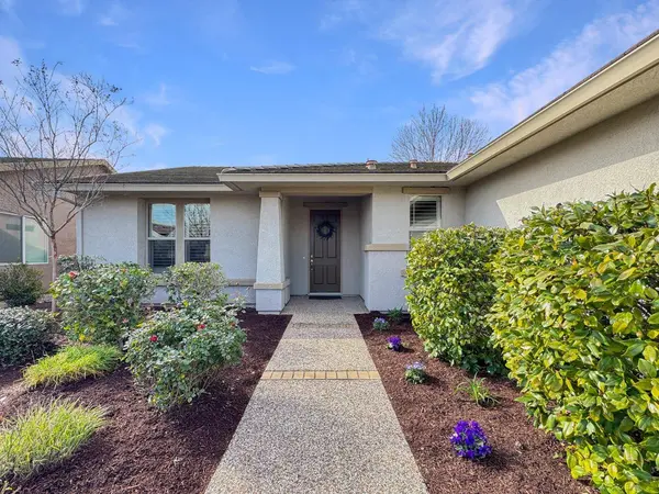 977 Wagon Wheel LN, Lincoln, CA 95648