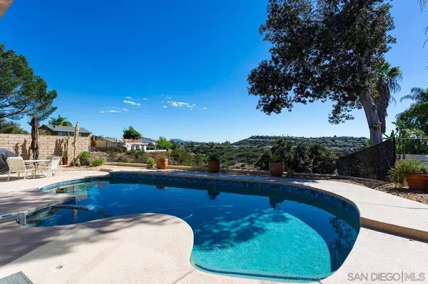 8330 Laurelridge Rd, San Diego, CA 92120