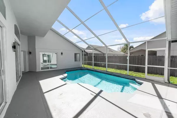 1060 JAYBEE AVE, Davenport, FL 33897