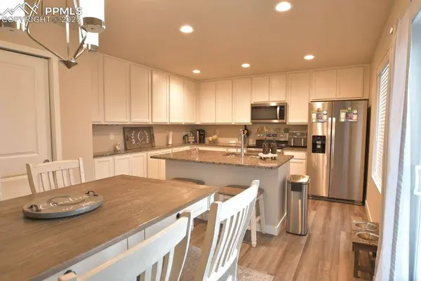 10384 Horton DR, Colorado Springs, CO 80925