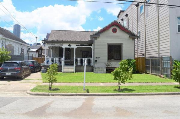 1209 Edwards Street, Houston, TX 77007