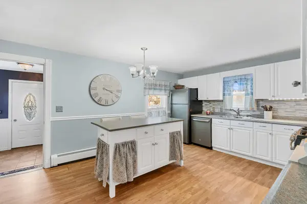635 South Main Street, Pascoag, RI 02859