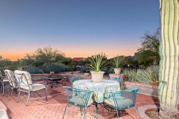 East Breathless Avenue, Gold Canyon, AZ 85118