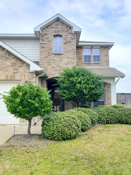 9600 Brenden Drive, Fort Worth, TX 76108